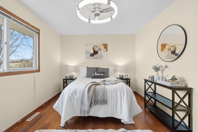 8175 Jensen Avenue S, Cottage Grove, MN 55016