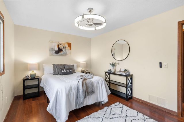 8175 Jensen Avenue S, Cottage Grove, MN 55016