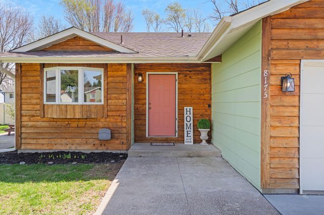 8175 Jensen Avenue S, Cottage Grove, MN 55016