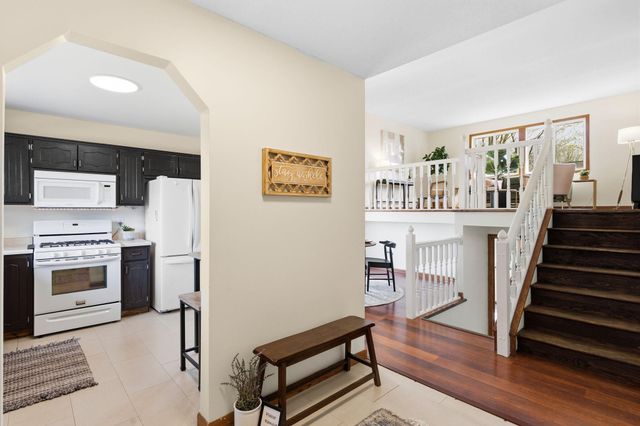 8175 Jensen Avenue S, Cottage Grove, MN 55016