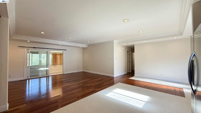3682 Seven Hills Road B, Castro Valley, CA 94546