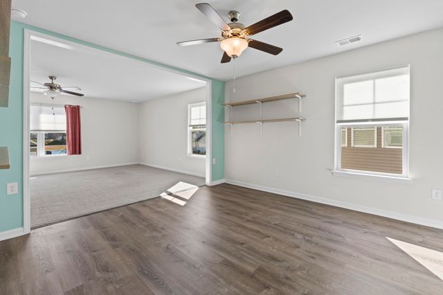 560 Pier Ct., Longs, SC 29568