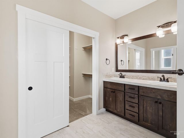 5824 W Tantallon St, Boise, ID 83714