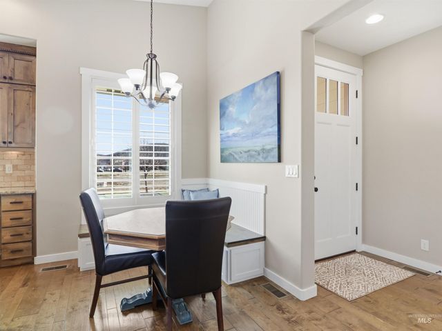 5824 W Tantallon St, Boise, ID 83714