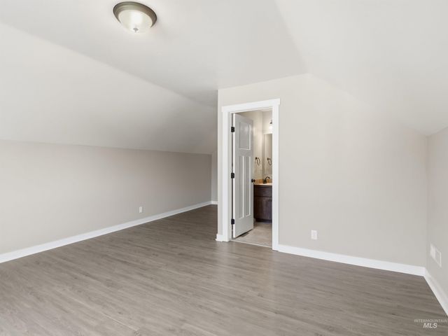 5824 W Tantallon St, Boise, ID 83714