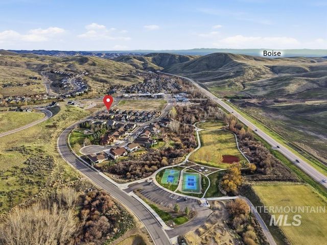 5824 W Tantallon St, Boise, ID 83714