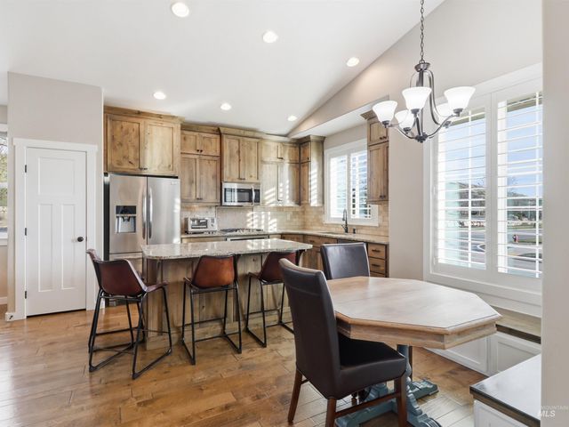 5824 W Tantallon St, Boise, ID 83714