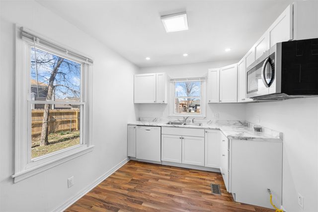 421 E Kirwin Ave., Salina, KS 67401