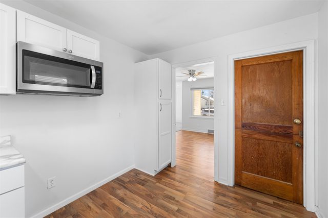 421 E Kirwin Ave., Salina, KS 67401