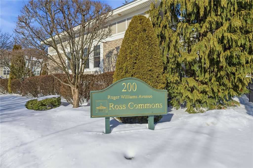 200 Roger Williams Avenue 201, East Providence, RI 02916