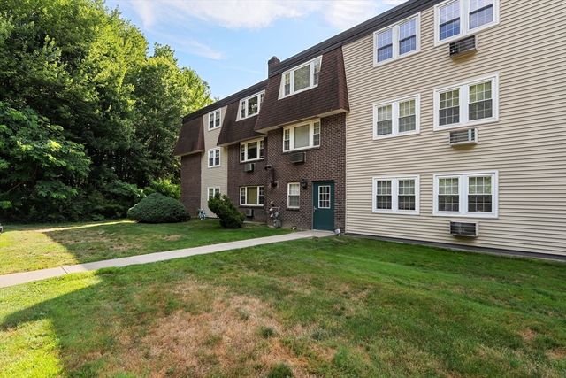 180 Main St C55, Bridgewater, MA 02324