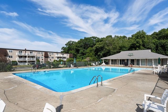 180 Main St C55, Bridgewater, MA 02324