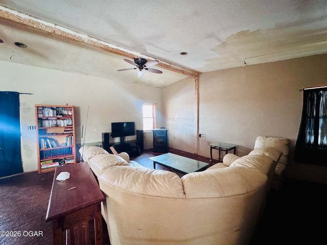 756 Cyclone Road, Pineville, MO 64856