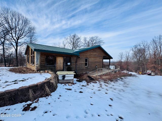 756 Cyclone Road, Pineville, MO 64856