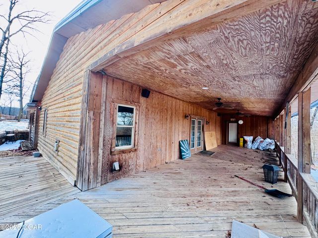 756 Cyclone Road, Pineville, MO 64856