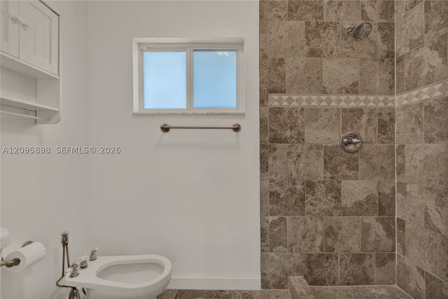 2610 SW 108th Ave, Miami, FL 33165