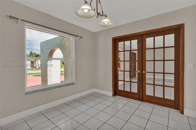2610 SW 108th Ave, Miami, FL 33165
