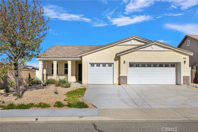 8575 Stockton Avenue, Hesperia, CA 92344