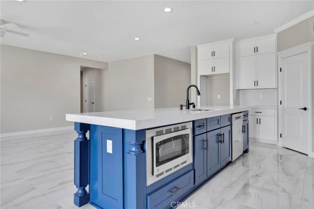 8575 Stockton Avenue, Hesperia, CA 92344