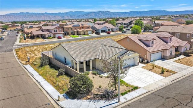8575 Stockton Avenue, Hesperia, CA 92344
