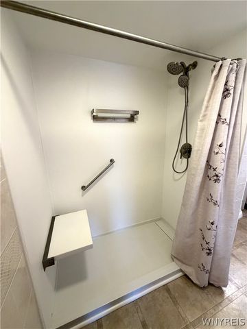 97 Southern Parkway, Cheektowaga, NY 14225