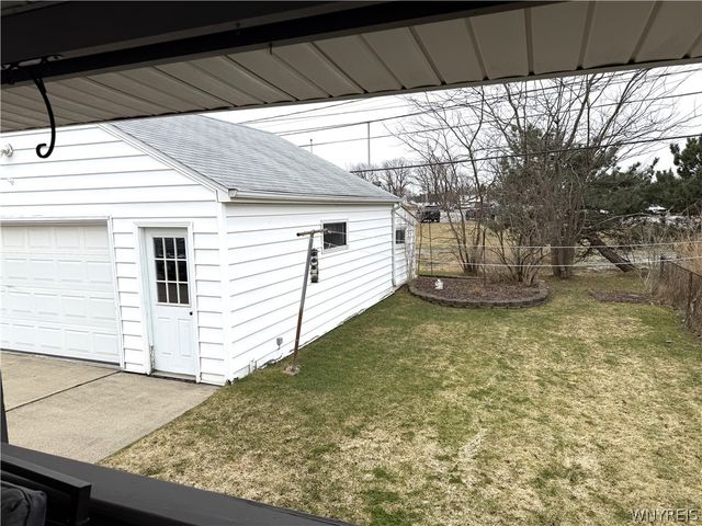 97 Southern Parkway, Cheektowaga, NY 14225