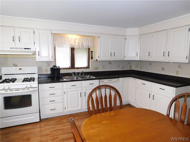 97 Southern Parkway, Cheektowaga, NY 14225