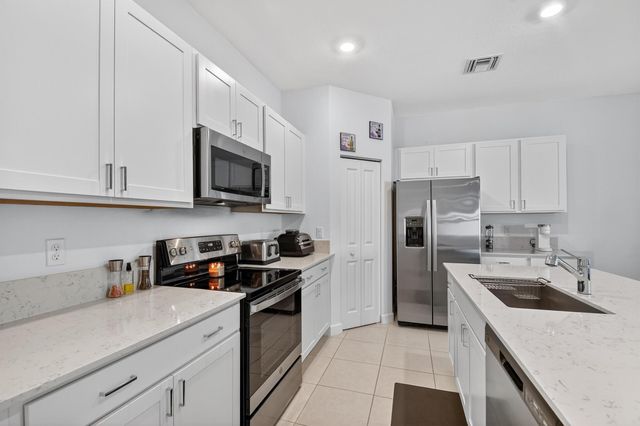 4301 Hammock Grove Drive, Lake Worth, FL 33467