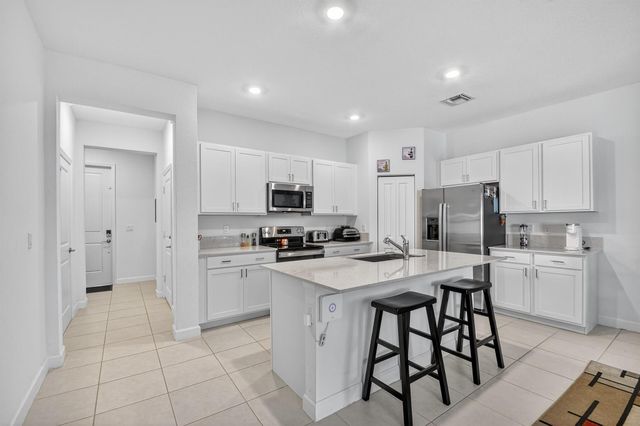 4301 Hammock Grove Drive, Lake Worth, FL 33467