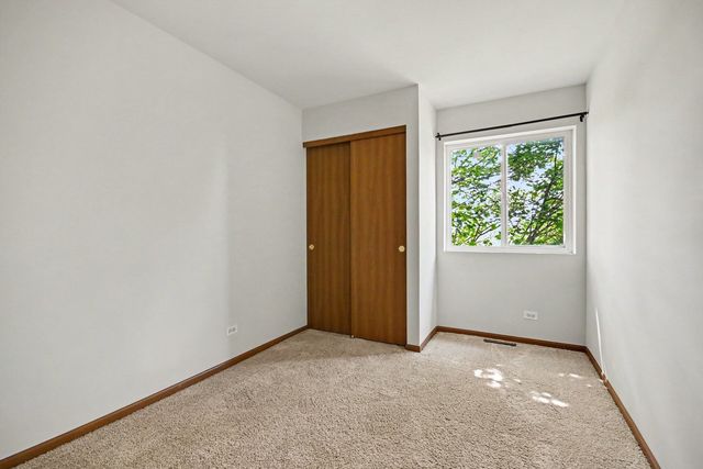 2734 Preston Court, Aurora, IL 60502