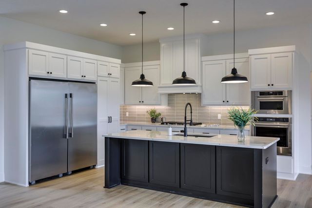 20624 Laurel Avenue, Elkhorn, NE 68022