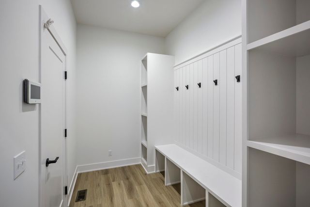 20624 Laurel Avenue, Elkhorn, NE 68022