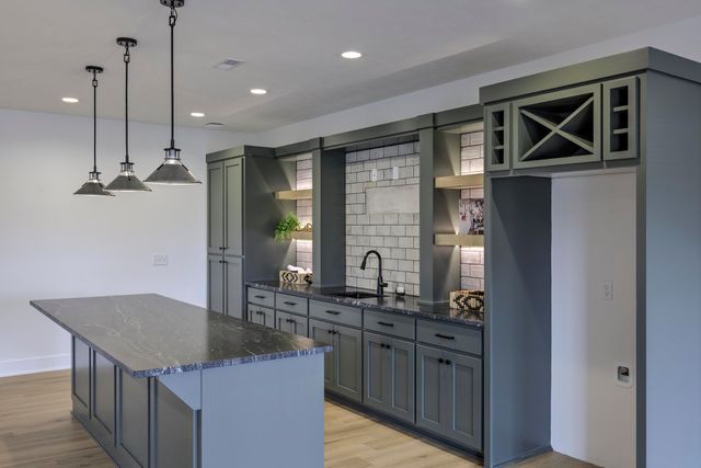 20624 Laurel Avenue, Elkhorn, NE 68022