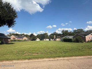Cinnamon Lane, Opelousas, LA 70570