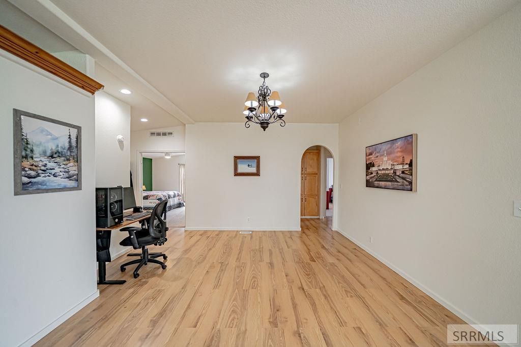 Image 11 of property listing at 14292 N 115 E, Idaho Falls, ID 83401