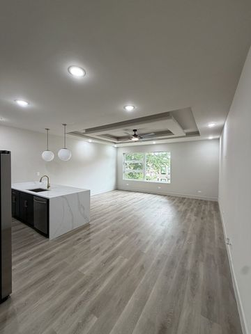 6603 S Langley Avenue 3, Chicago, IL 60637