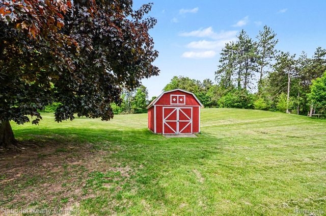 791 Kline Road, Oakland Charter Township, MI 48363