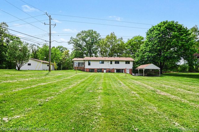 791 Kline Road, Oakland Charter Township, MI 48363