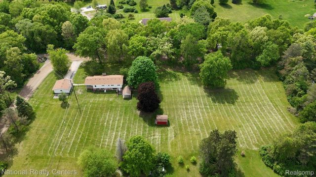 791 Kline Road, Oakland Charter Township, MI 48363
