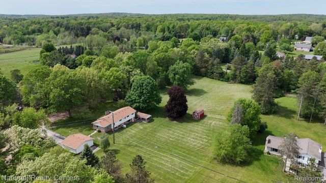 791 Kline Road, Oakland Charter Township, MI 48363