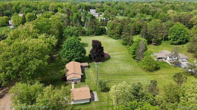 791 Kline Road, Oakland Charter Township, MI 48363