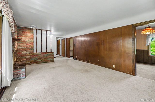 791 Kline Road, Oakland Charter Township, MI 48363