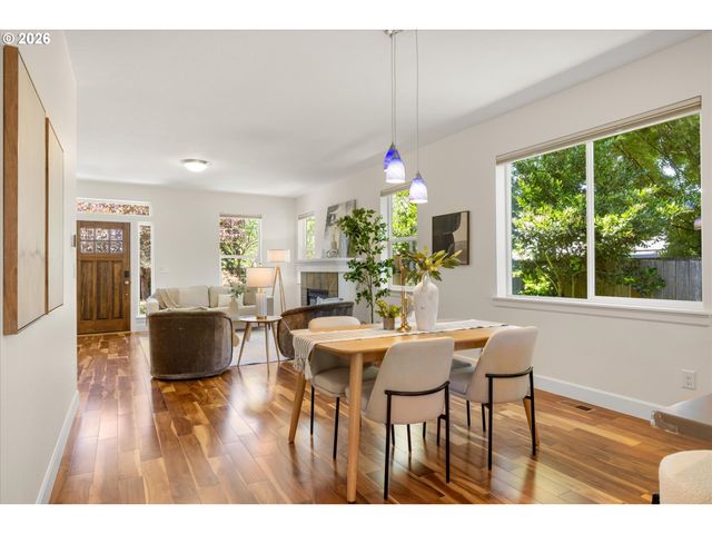 5530 Sw MAIN Ave, Beaverton, OR 97005