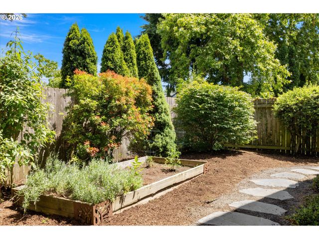 5530 Sw MAIN Ave, Beaverton, OR 97005
