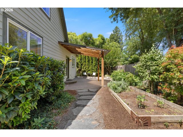 5530 Sw MAIN Ave, Beaverton, OR 97005