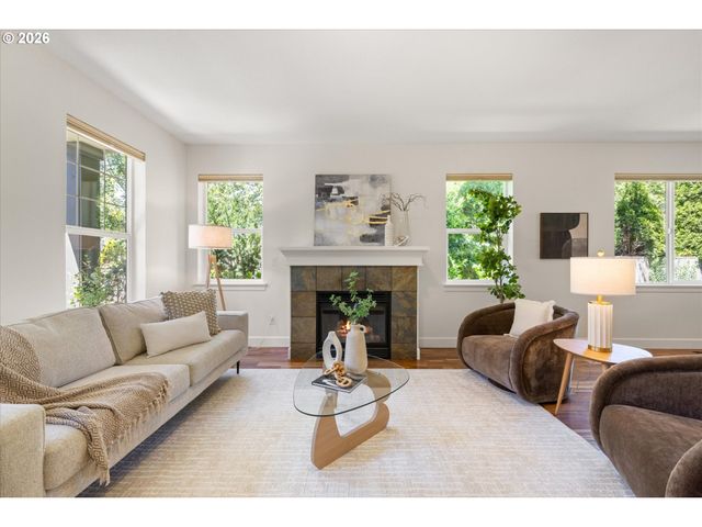 5530 Sw MAIN Ave, Beaverton, OR 97005