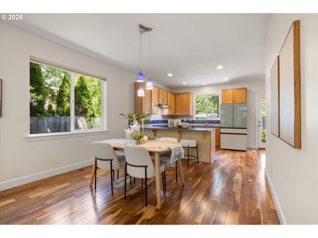 5530 Sw MAIN Ave, Beaverton, OR 97005