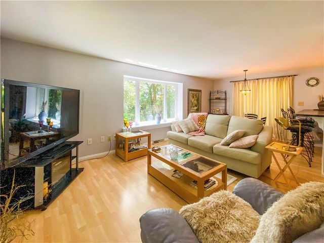 1310 Center Road, Monaca, PA 15061