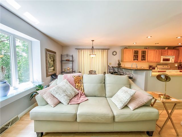 1310 Center Road, Monaca, PA 15061