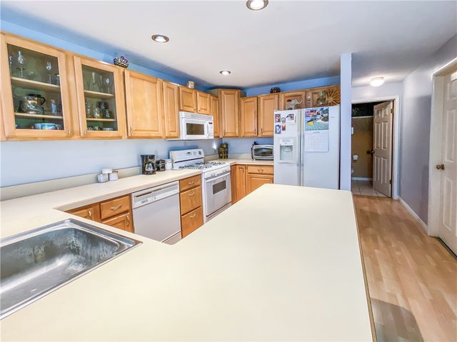 1310 Center Road, Monaca, PA 15061